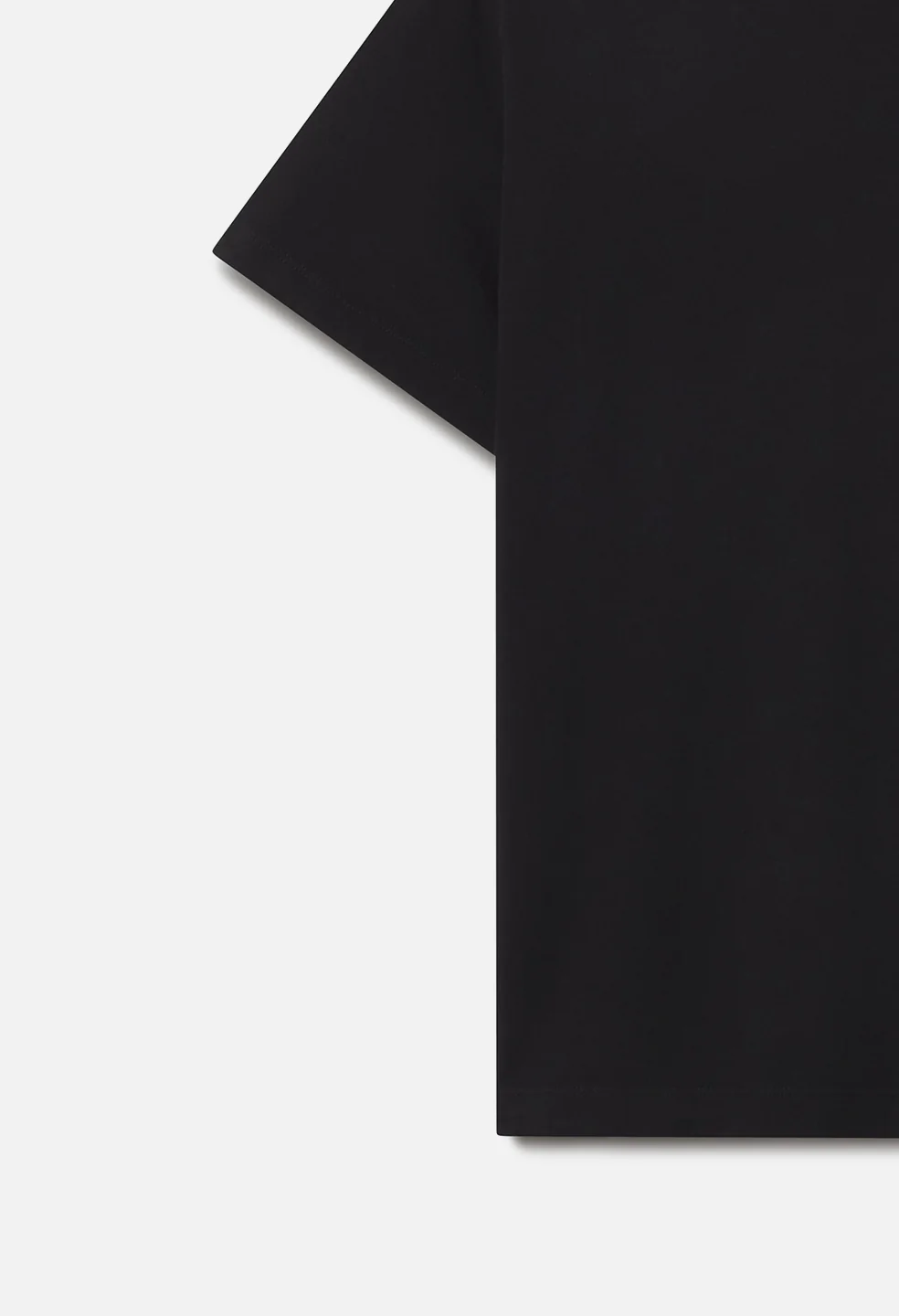 Air Spun Beach Pocket Tee / Black - Image 4