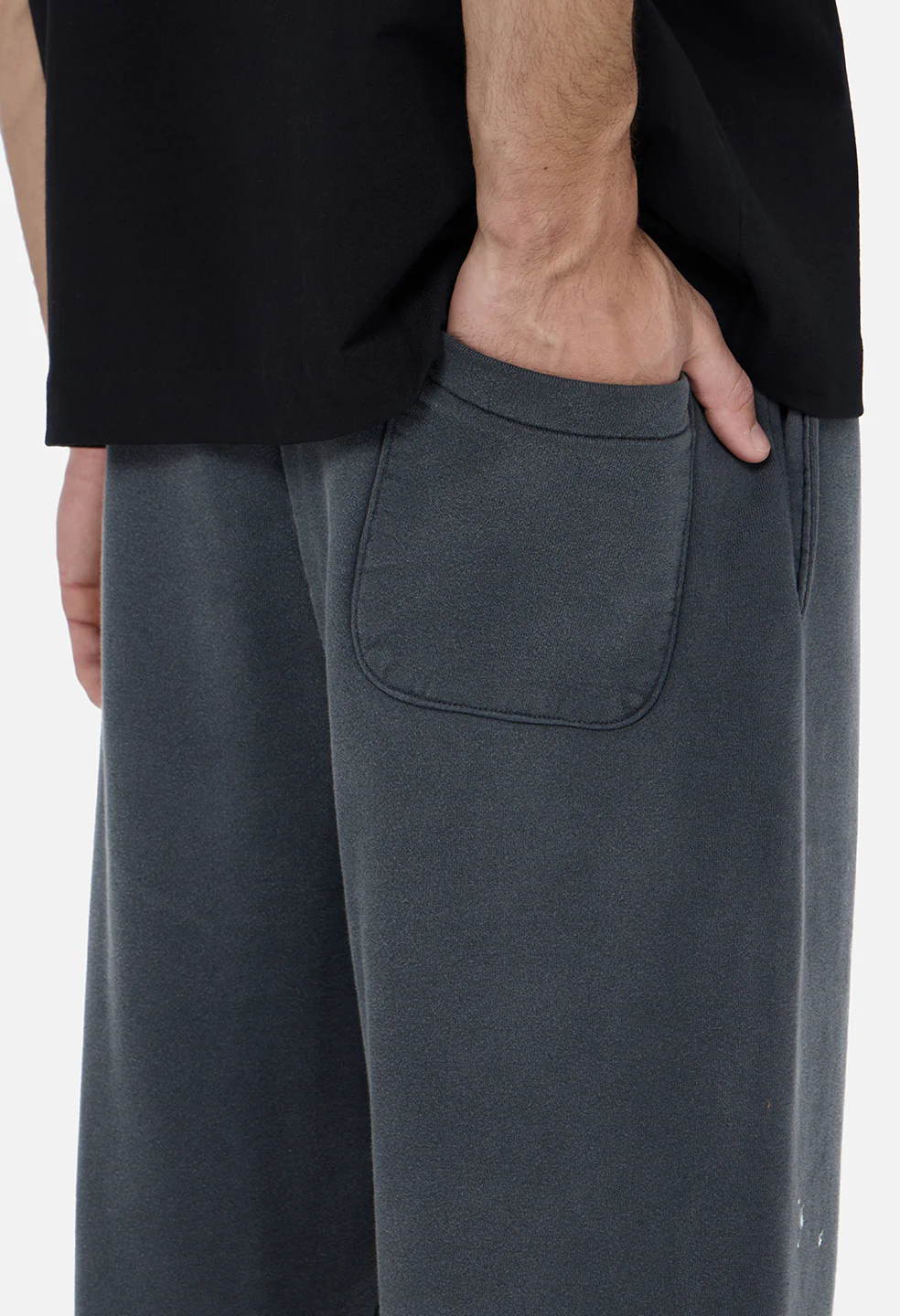 Odeon Crosby Sweats / Vintage Black - Image 6