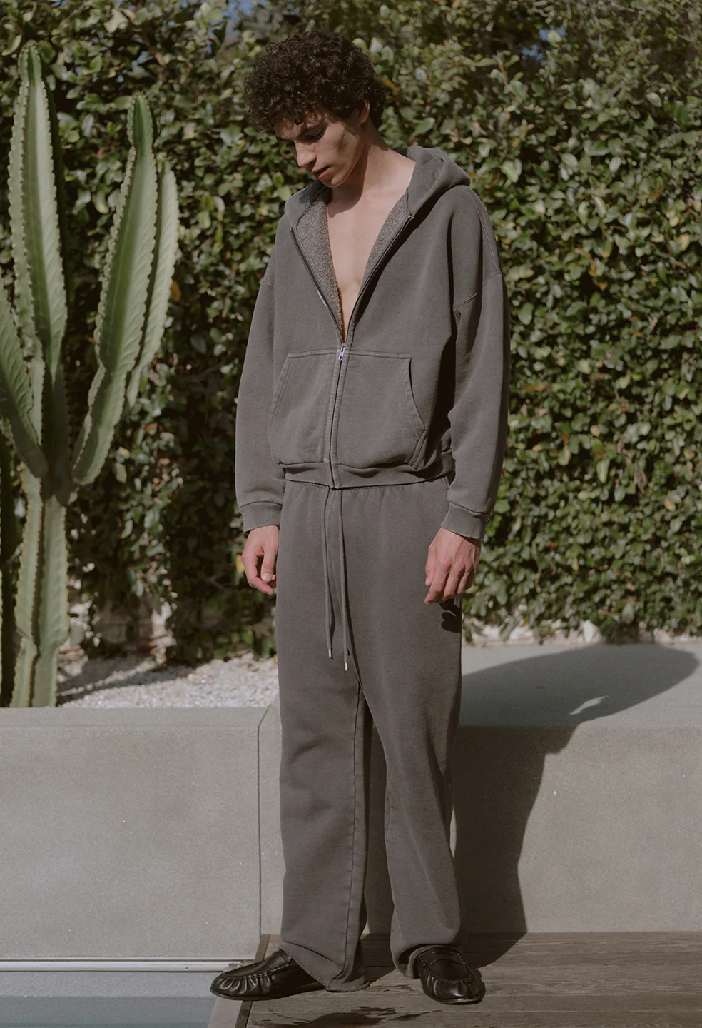 Overcast Fleece Frances Full-Zip / Washed Black - Image 4
