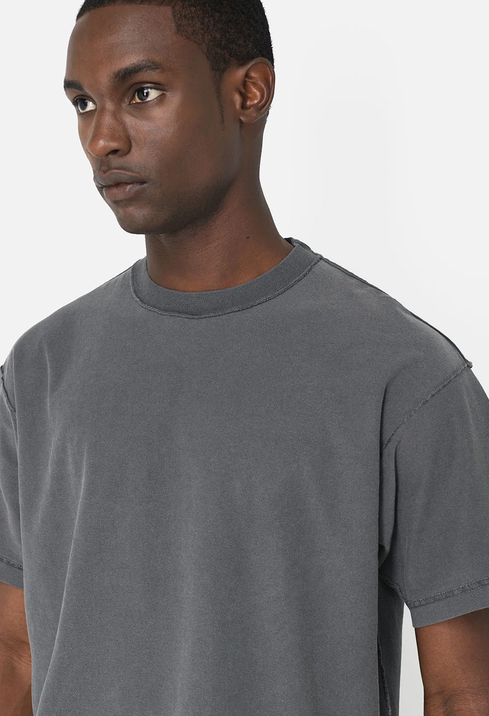 Summer Reversed Cropped Tee / Washed Black - Image 4