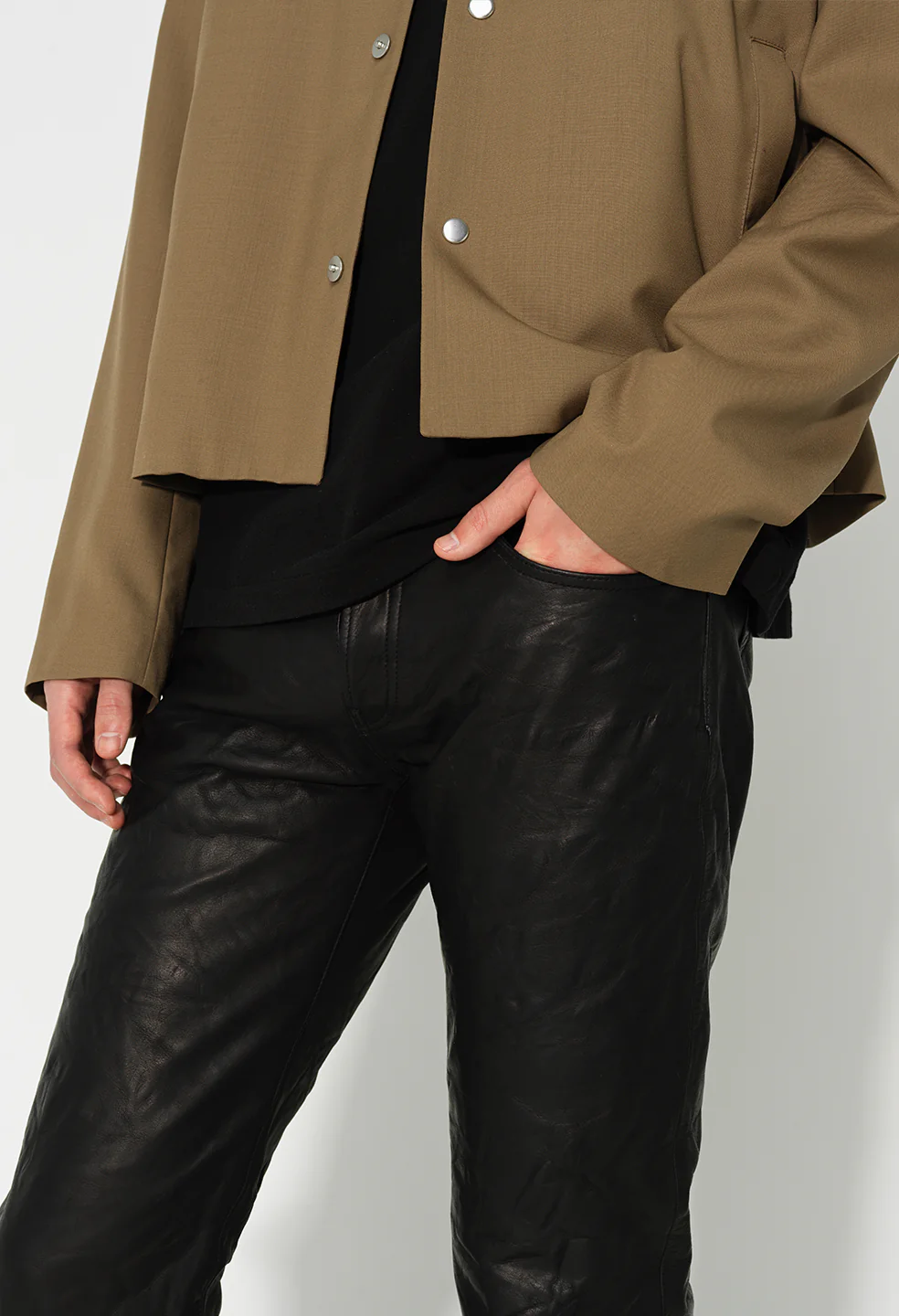 Leather Daze / Black - Image 9
