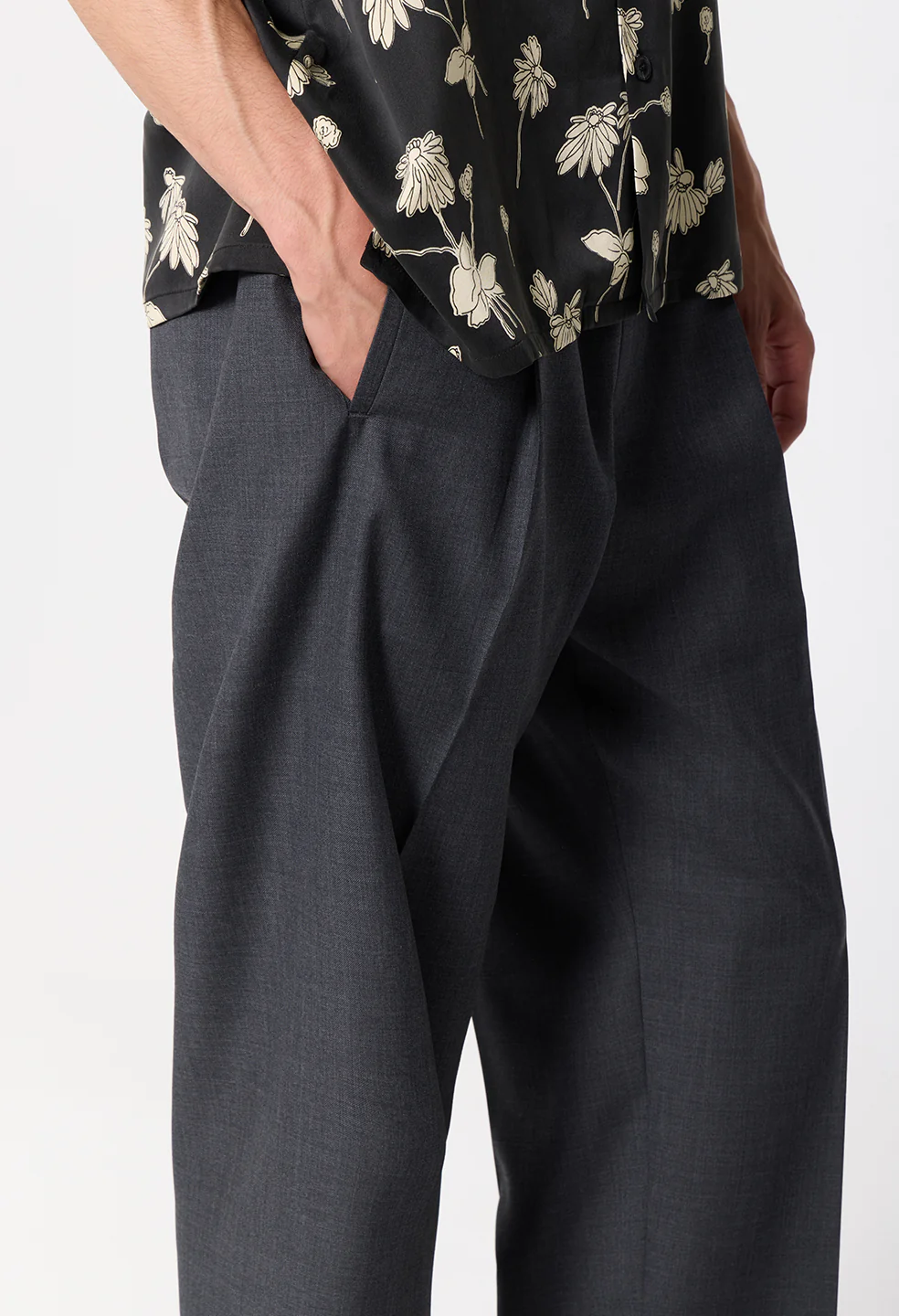 Wool Wide Easy Trouser / Charcoal - Image 7